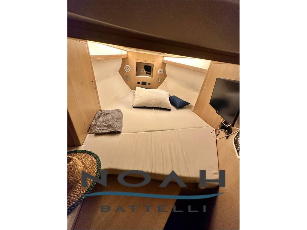 Noah Battelli Noah 36 Cabin