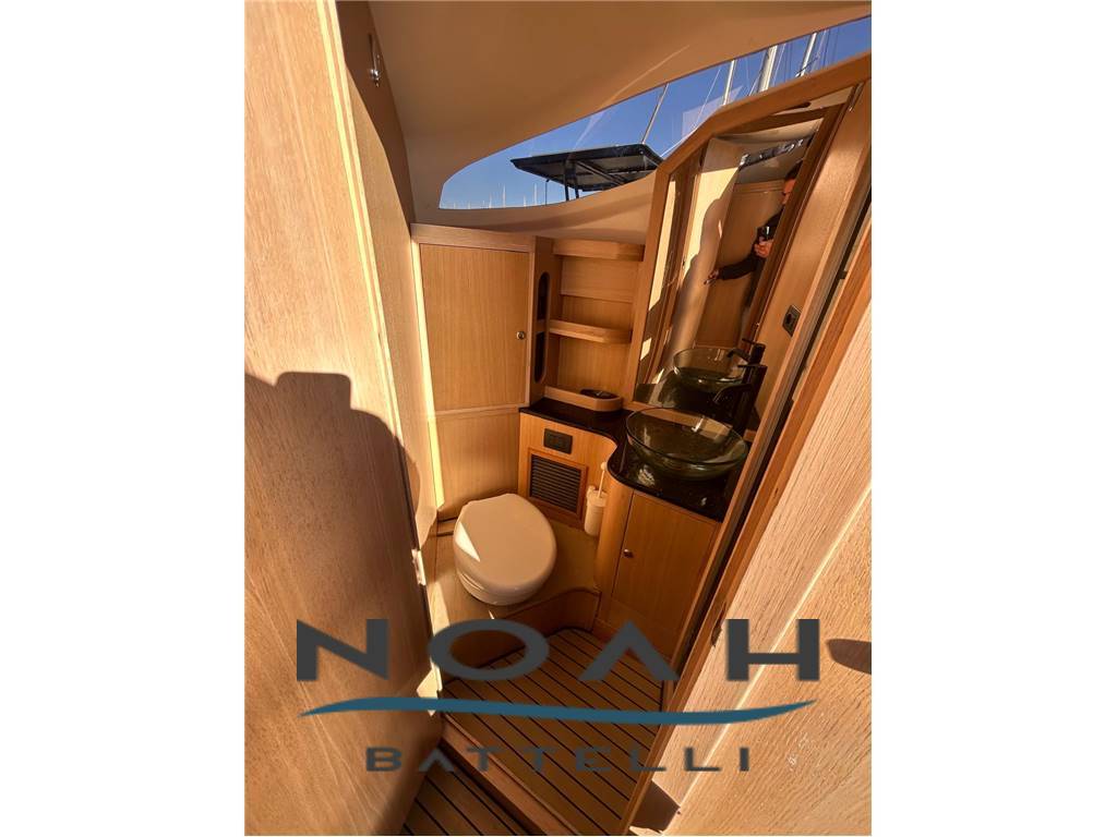 Noah Battelli Noah 36 Cabin