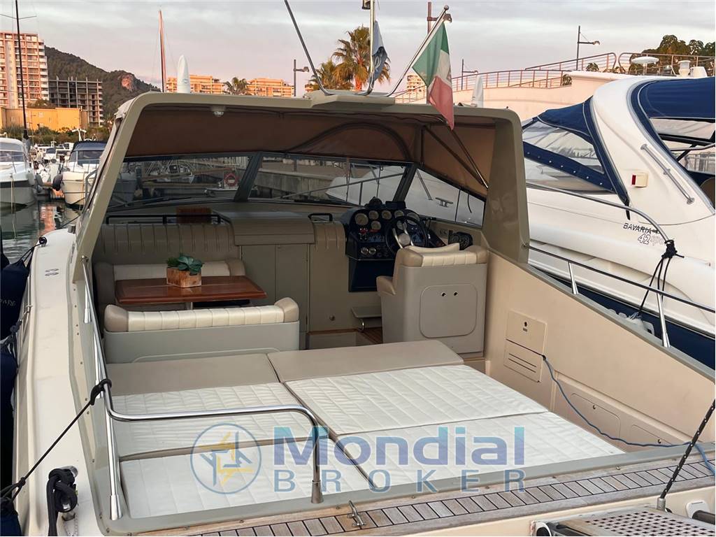 Riva 38 Bravo