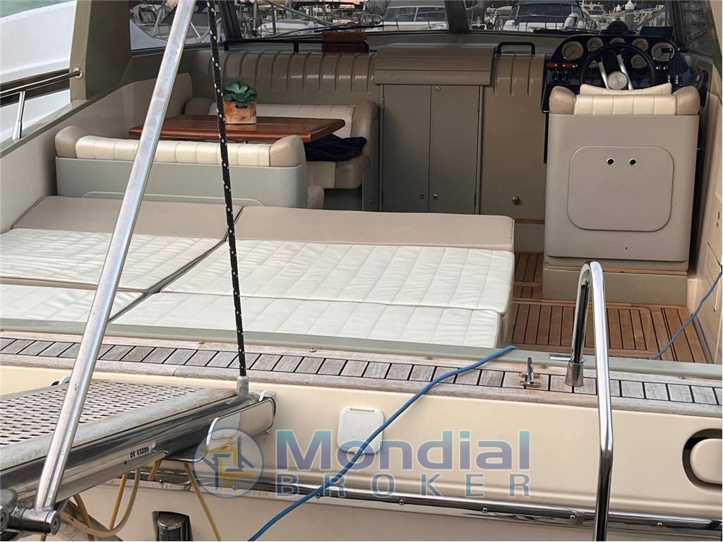 Riva 38 Bravo