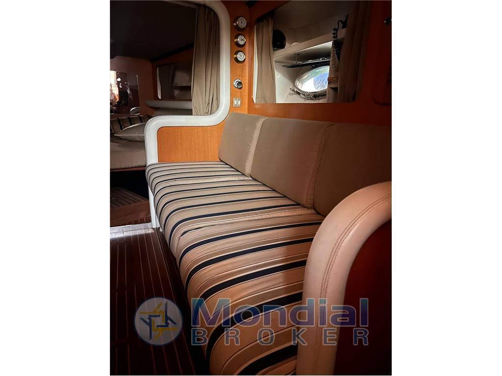 Riva 38 Bravo