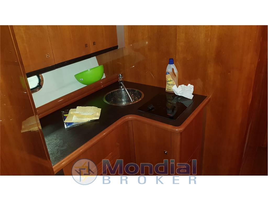 Airon Marine 4300 Hard Top