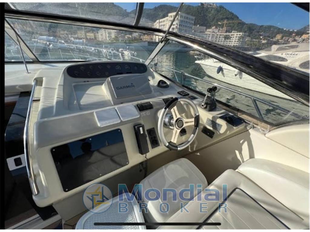 Sealine s37