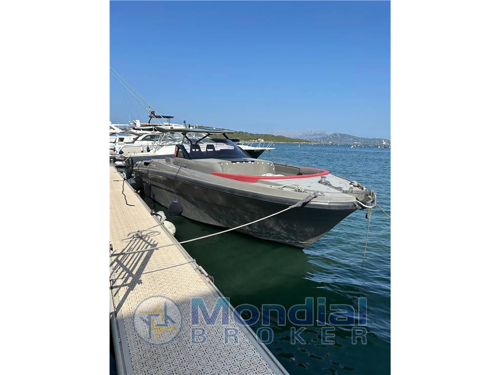 Domina Yachts 42 Walkaround