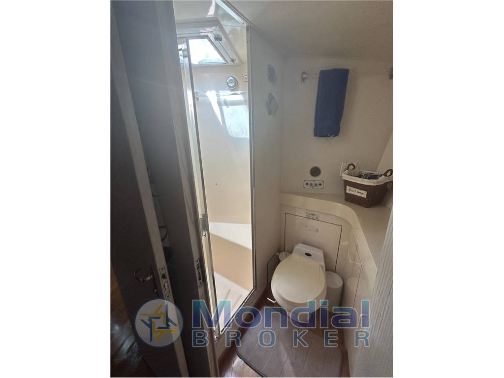 Hatteras Yacht 65 Convertible