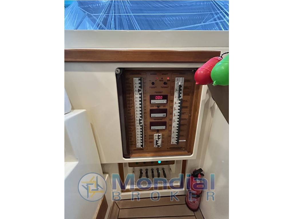 Mochi Craft 44 Dolphin