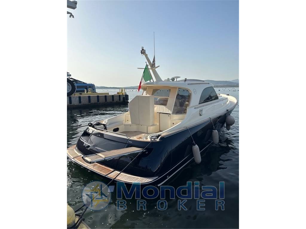 Mochi Craft 44 Dolphin