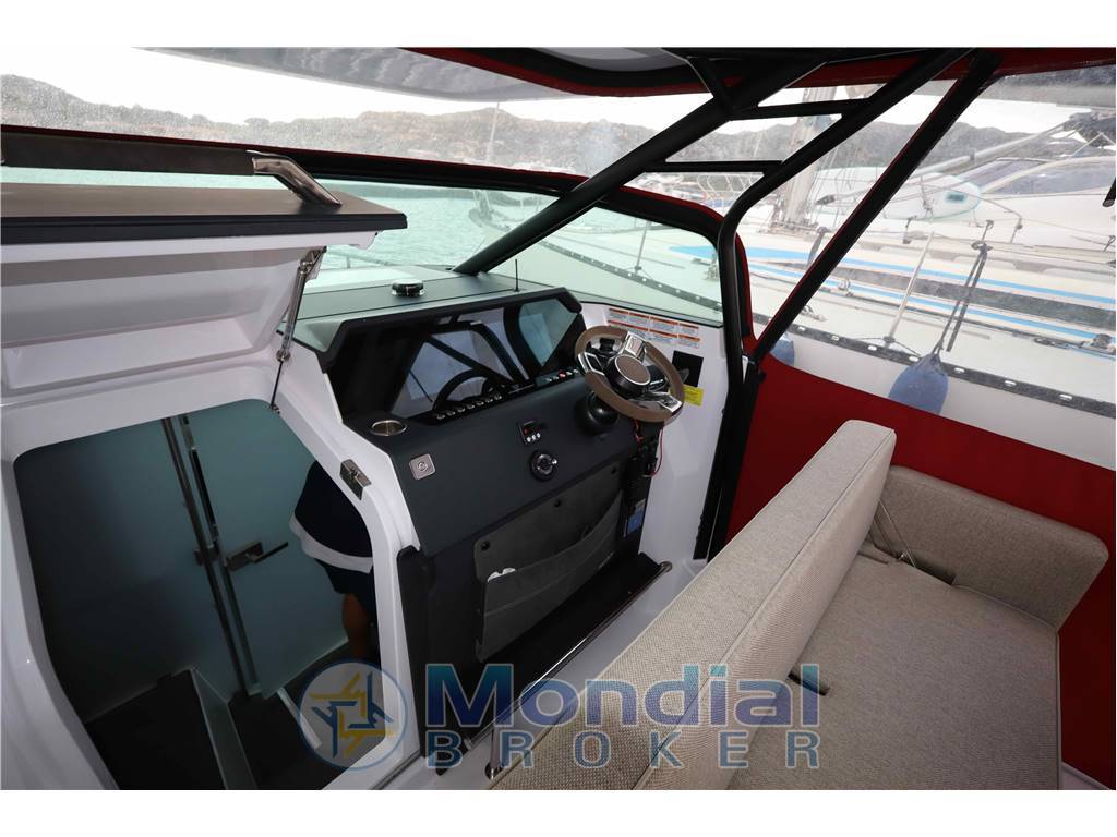 Axopar 37 Sun Top Brabus