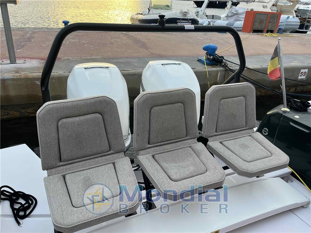 Axopar 37 Sun Top Brabus