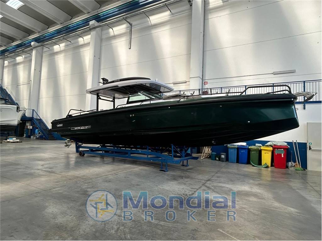 Axopar 37 Sun Top Brabus