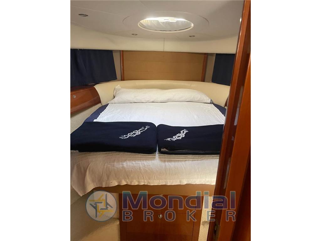 PRINCESS V 48 HT