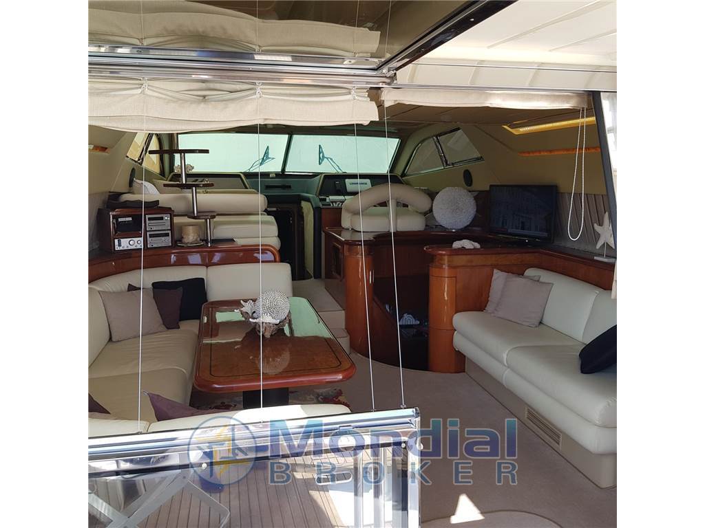 FERRETTI 55 FLY