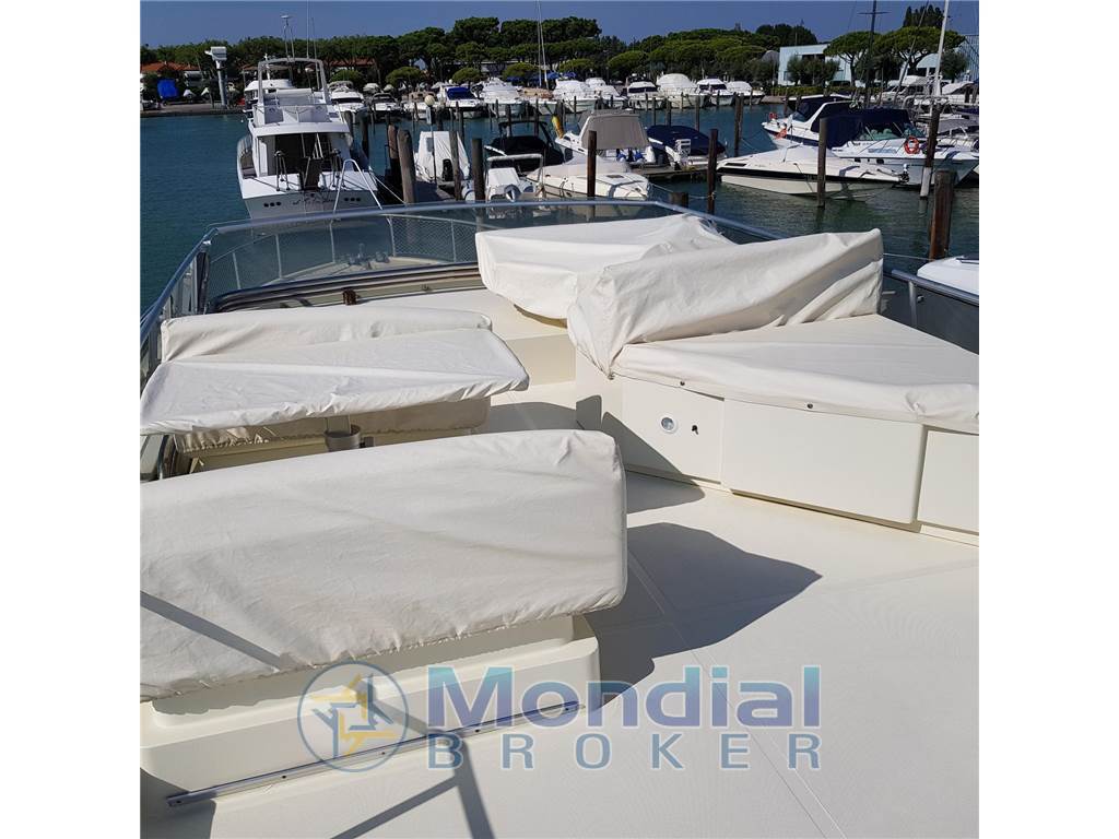 FERRETTI 55 FLY