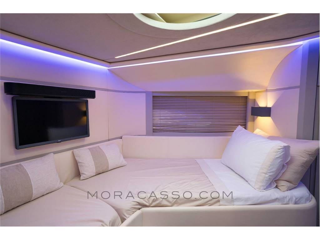 PERSHING 62