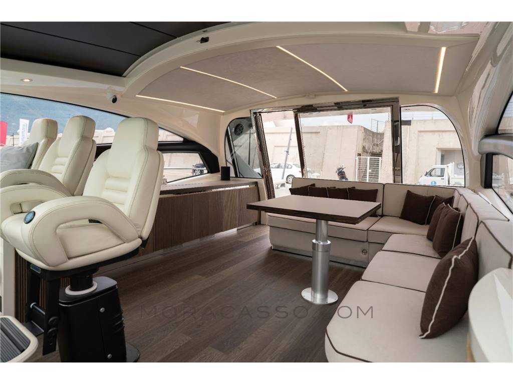 PERSHING 62