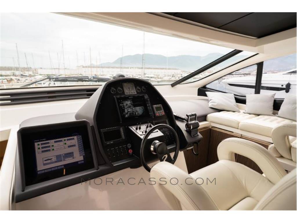 PERSHING 62