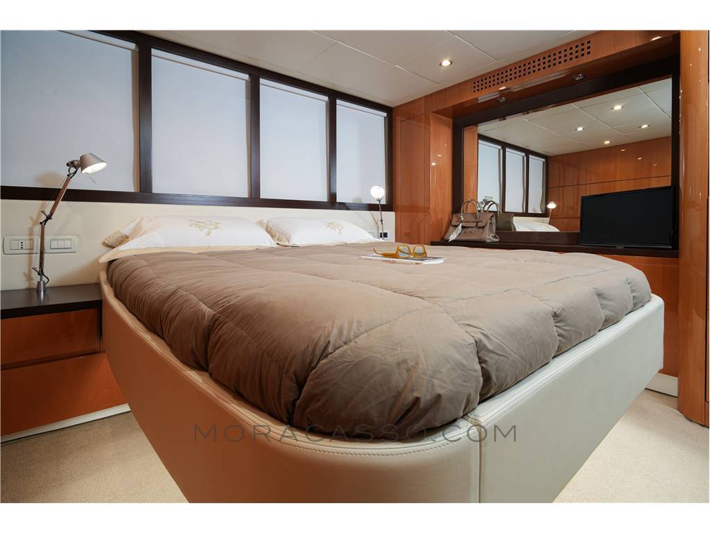 PERSHING 56