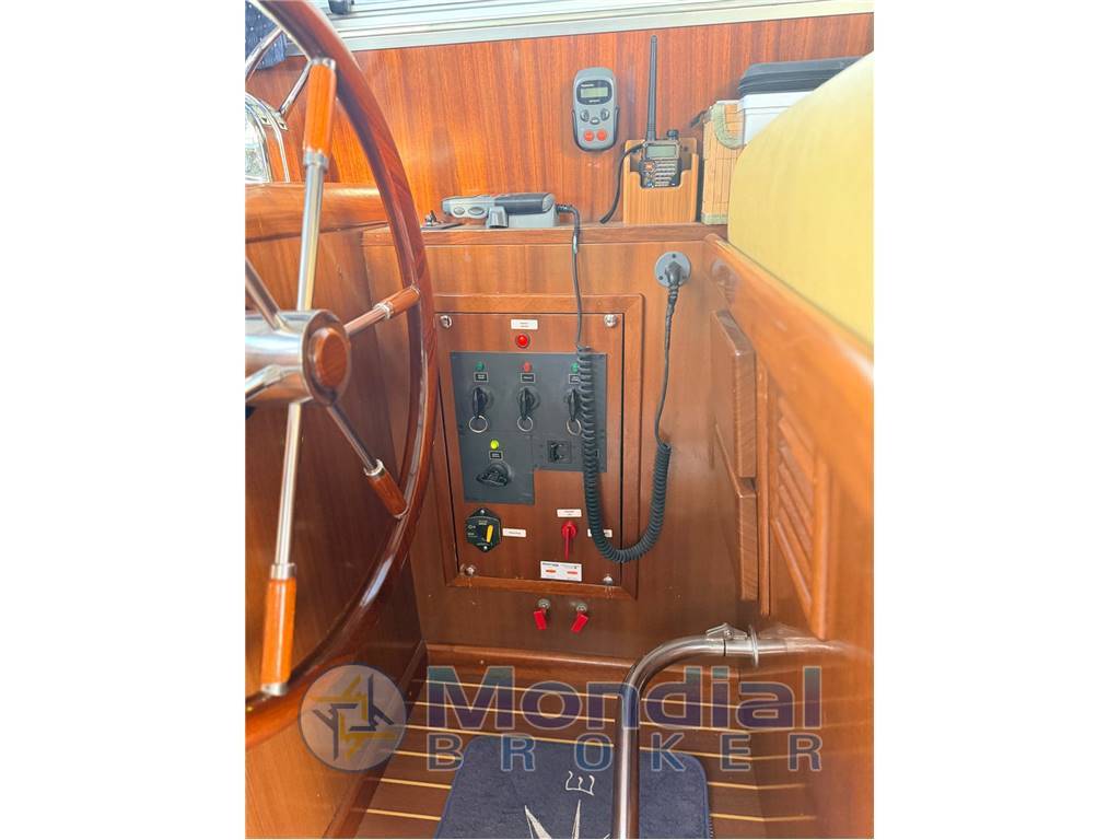 ASTILLEROS MENORQUIN 120