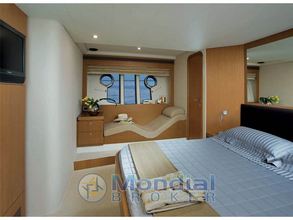 Ferretti Yachts Ferretti 592