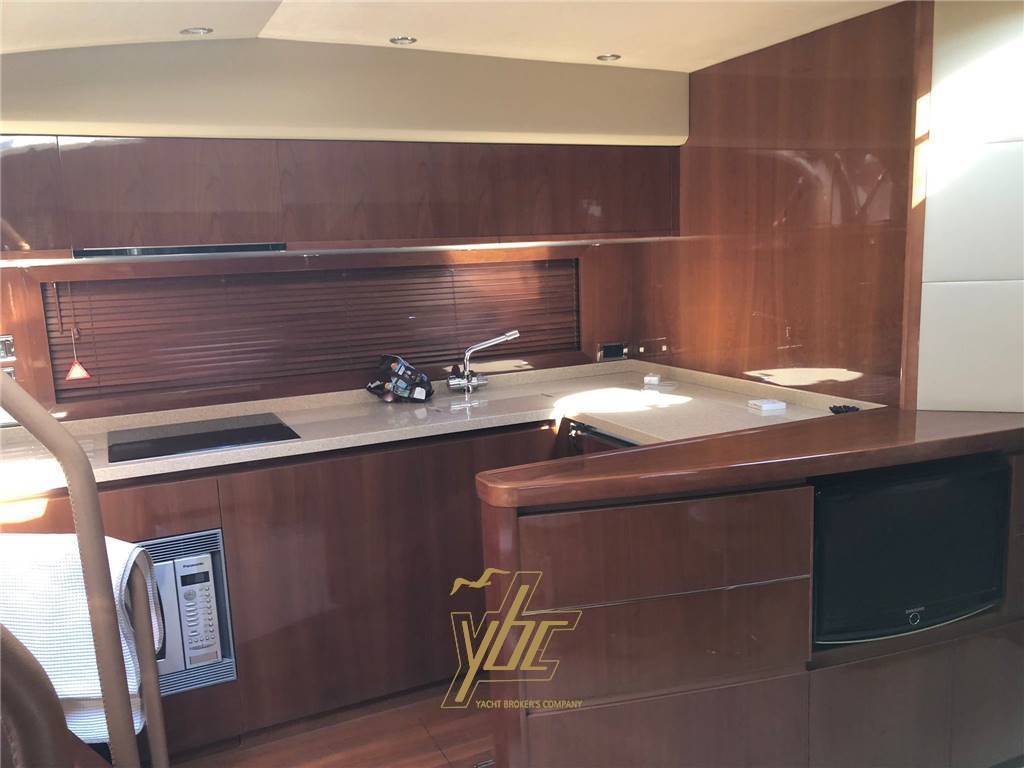 Princess Yachts V53