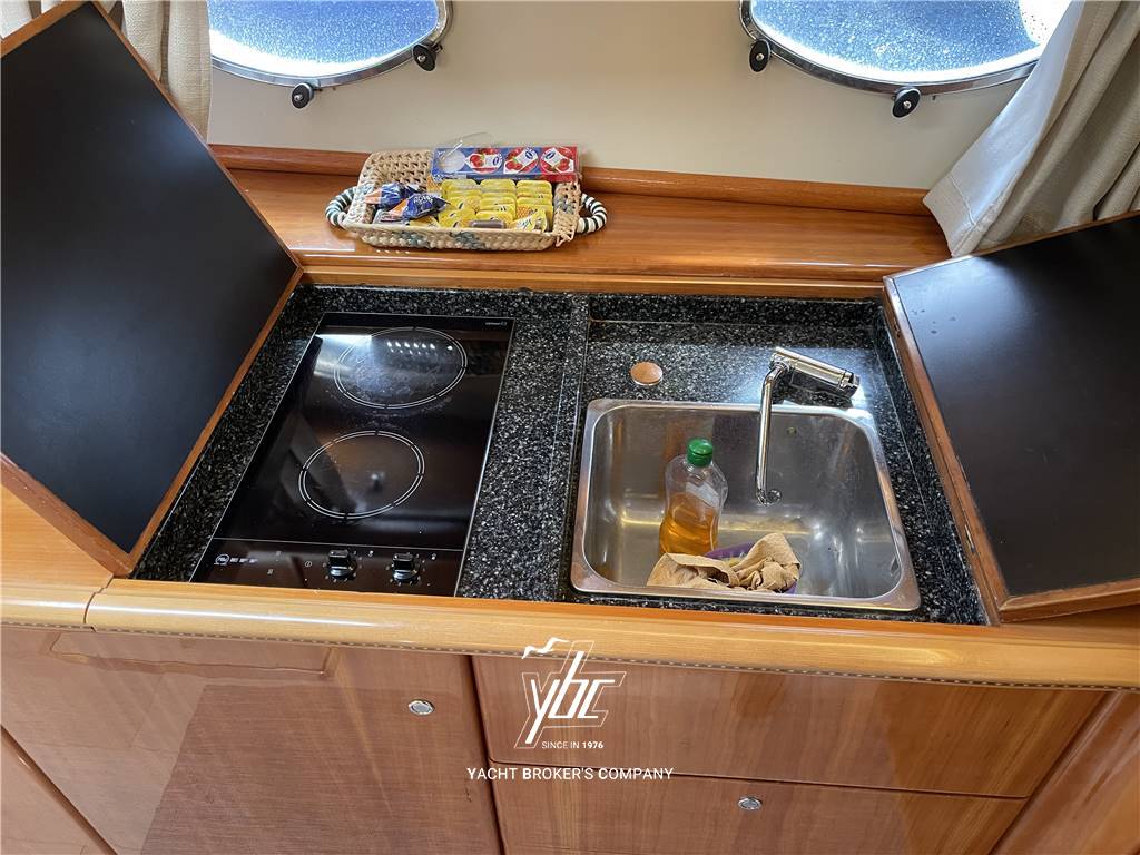 Marine Project Princess V55