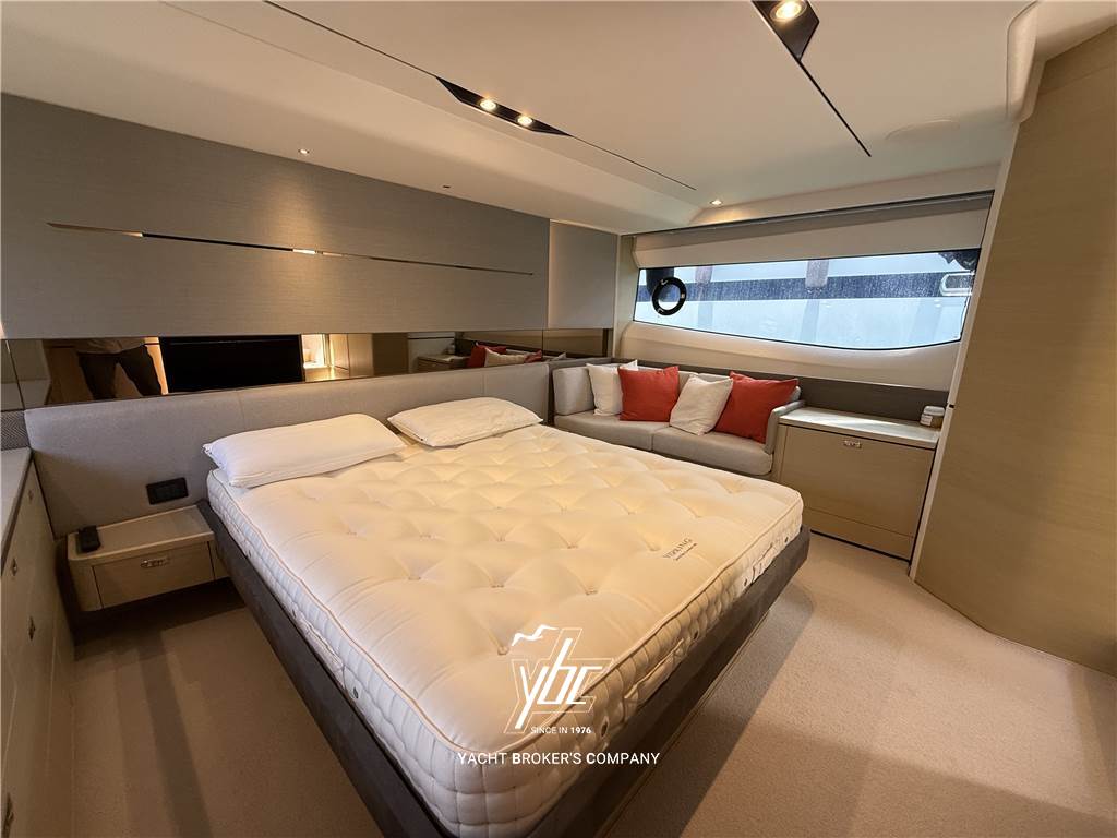 Princess Yachts V60