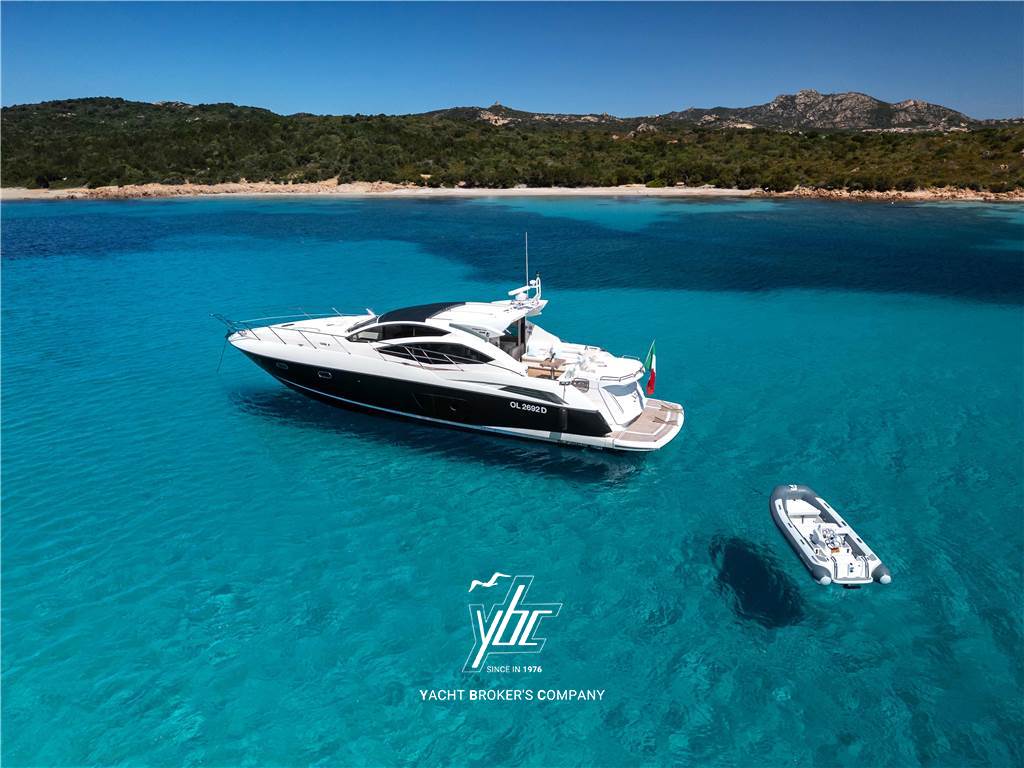 Sunseeker Yachts Predator 64