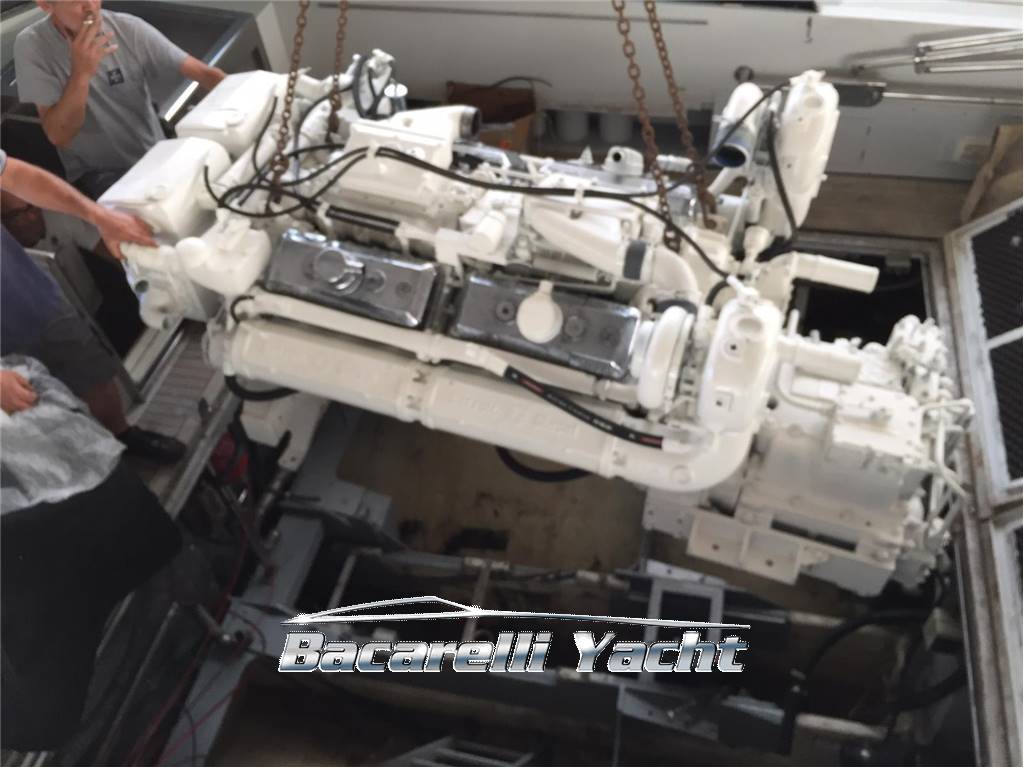 Magnum Marine 53 sport