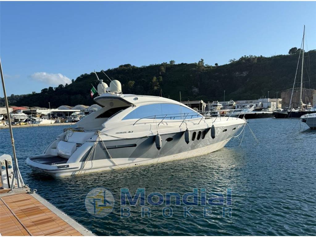 Absolute Yachts 47 HT