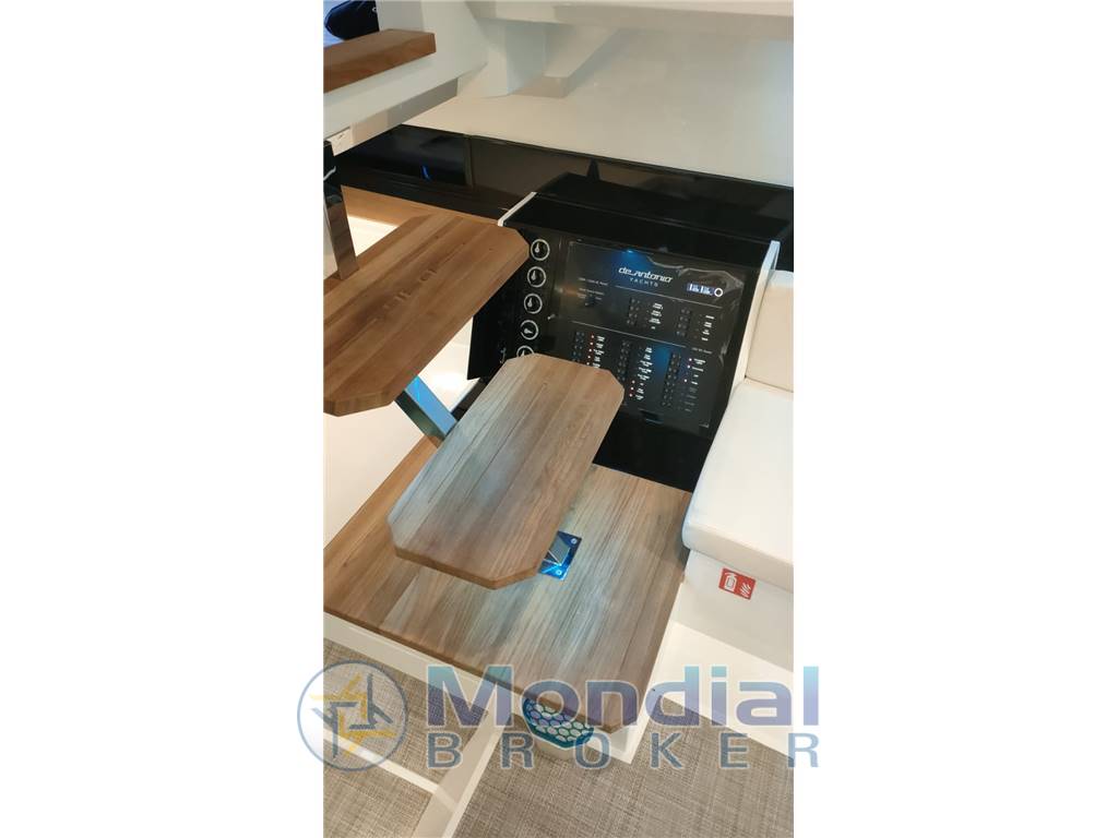 De Antonio Yachts D36