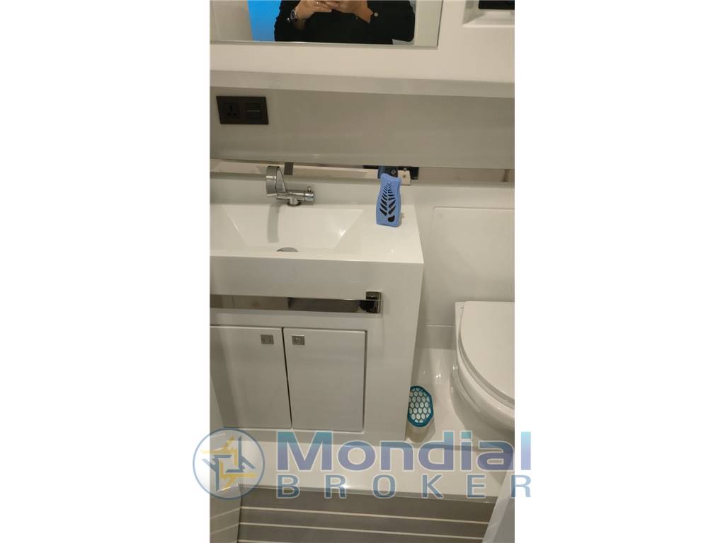 De Antonio Yachts D36