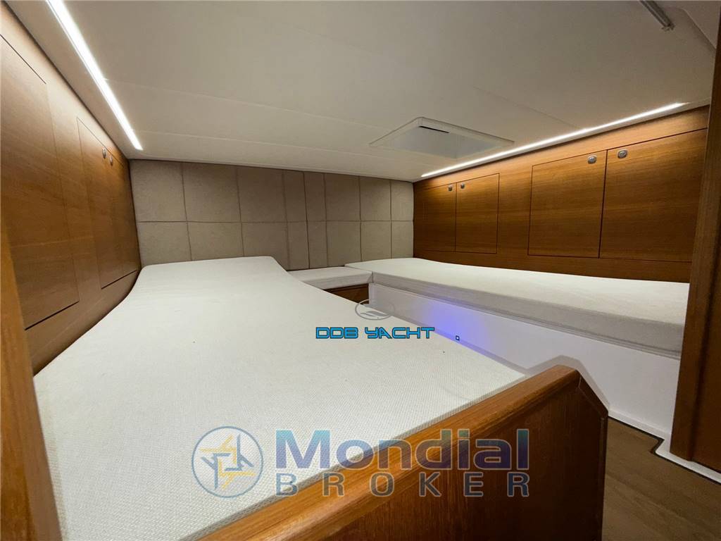 NAUTICA ESPOSITO POSITANO 32