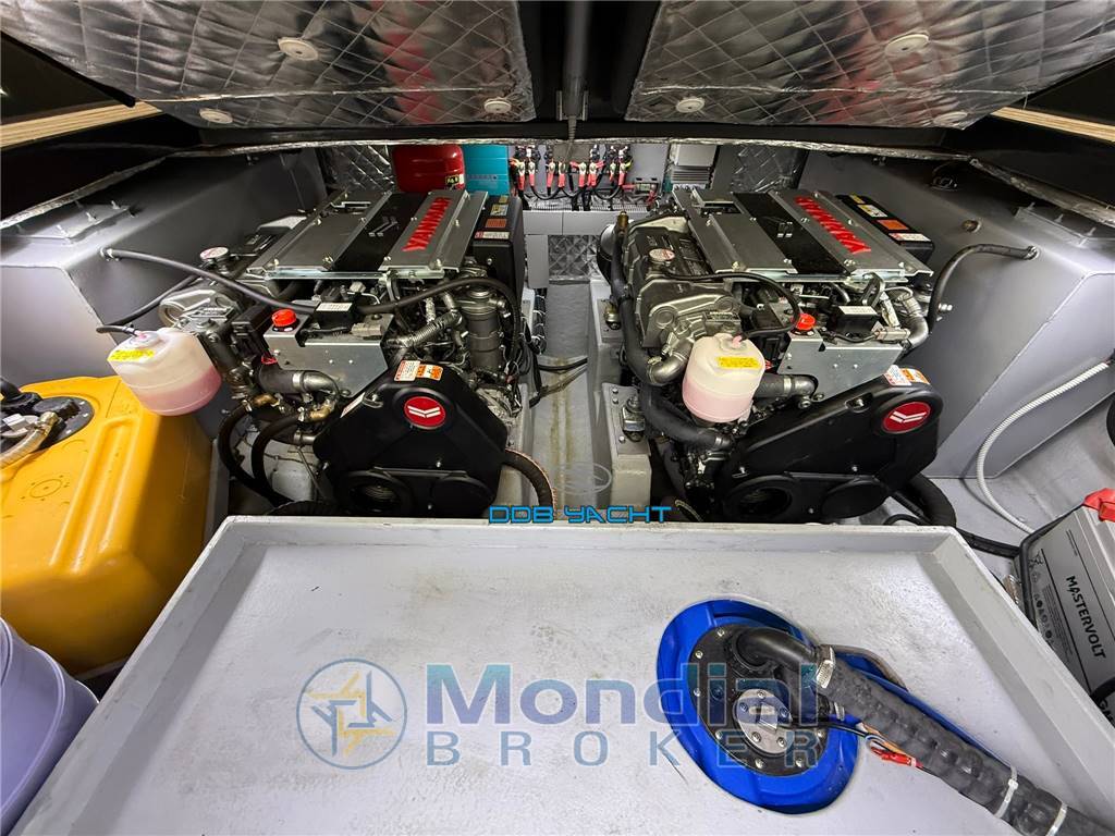 NAUTICA ESPOSITO POSITANO 32