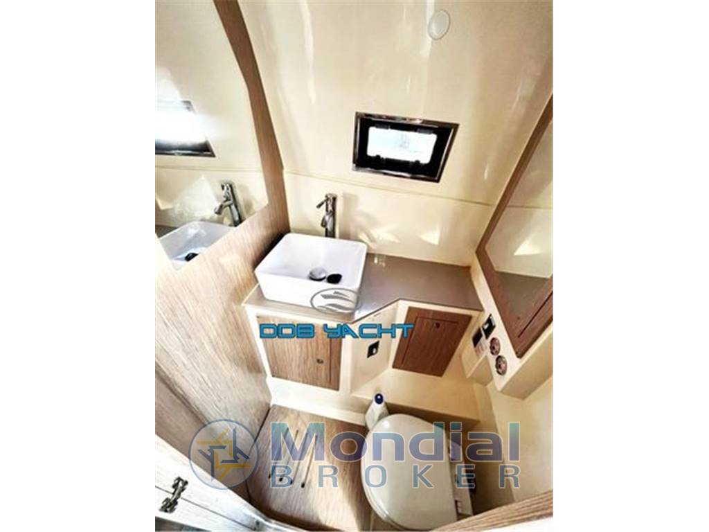 NUOVA JOLLY PRINCE 33 SPORT CABIN