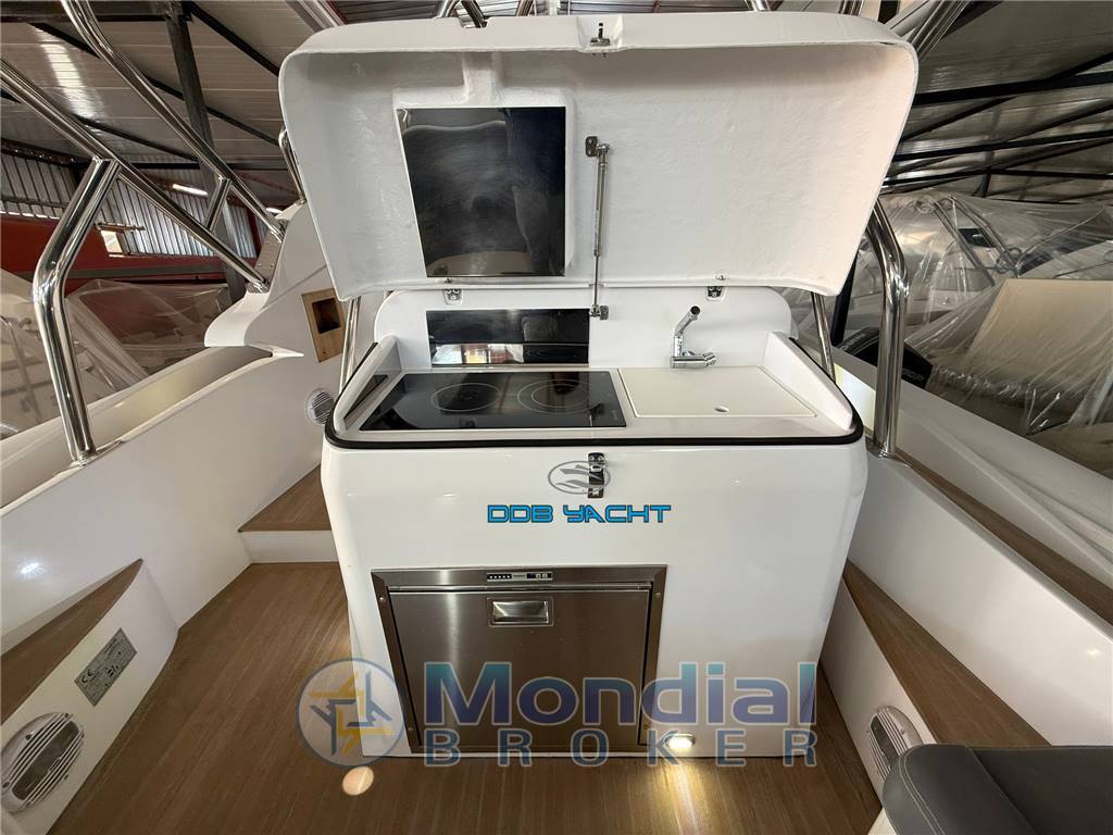 NUOVA JOLLY PRINCE 38 SPORT CABIN