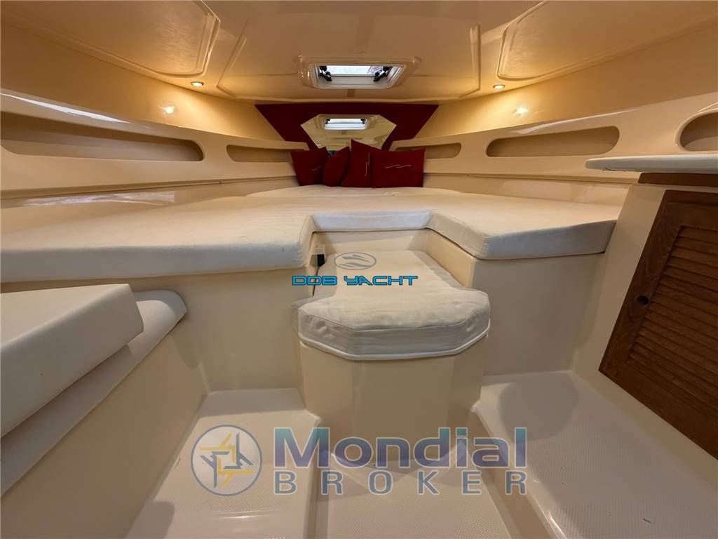 CANTIERI TIRRENIA VIVEUR 26