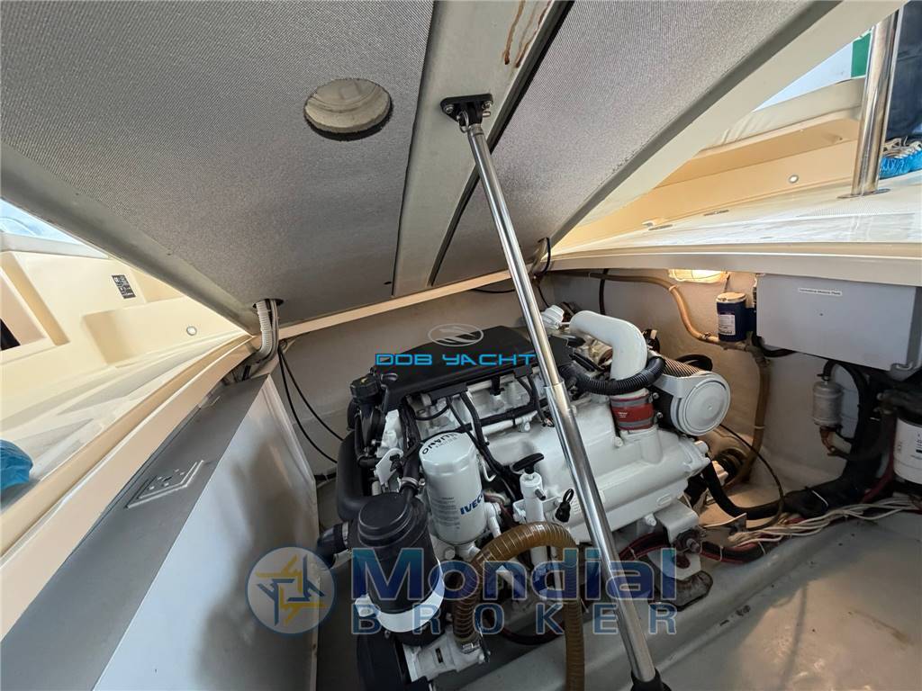 CANTIERI TIRRENIA VIVEUR 26