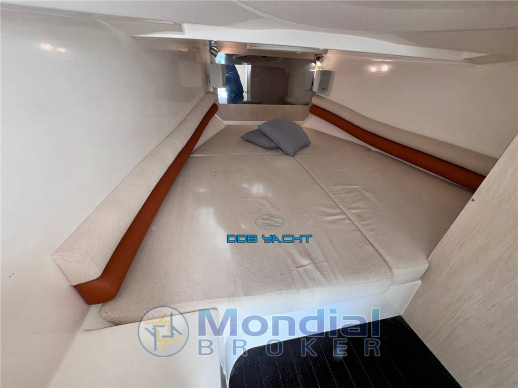 NUOVA JOLLY PRINCE 35 SPORT CABIN