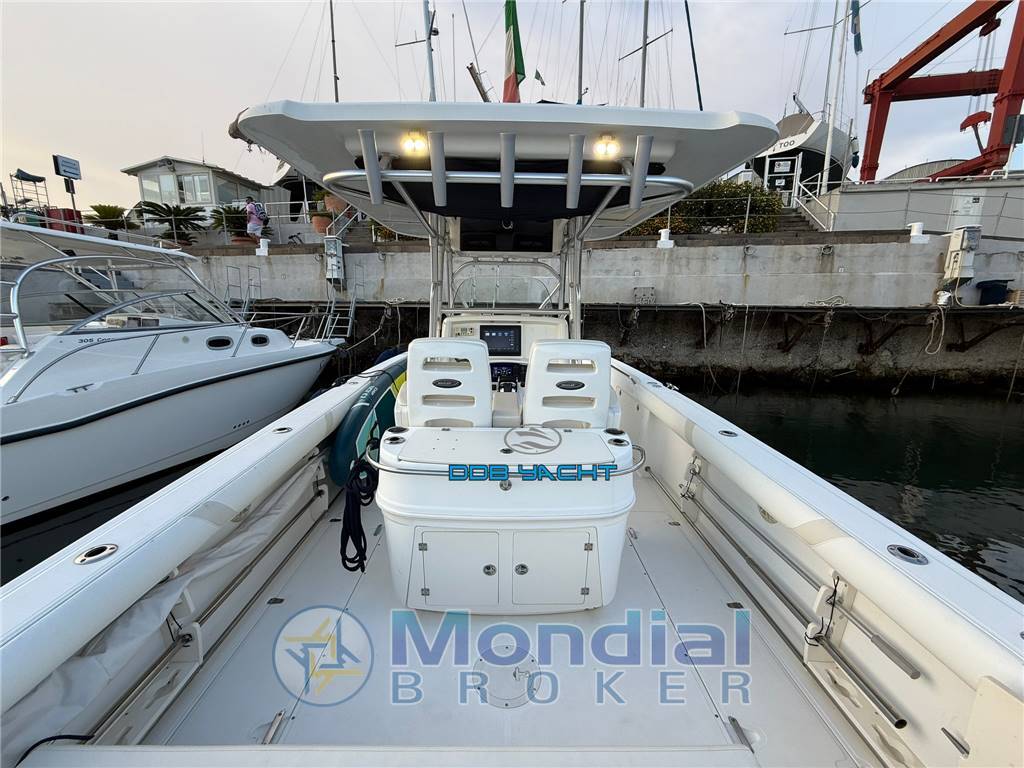 BOSTON WHALER 320 OUTRAGE