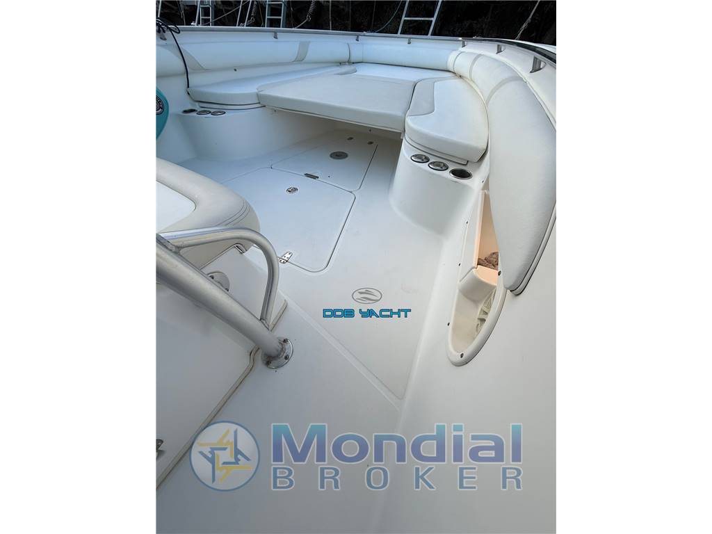 BOSTON WHALER 320 OUTRAGE