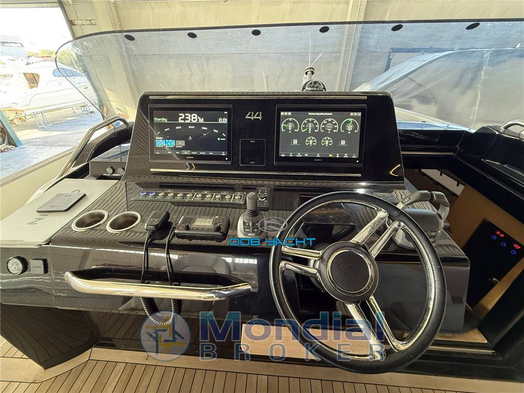 SOLARIS POWER 44 OPEN