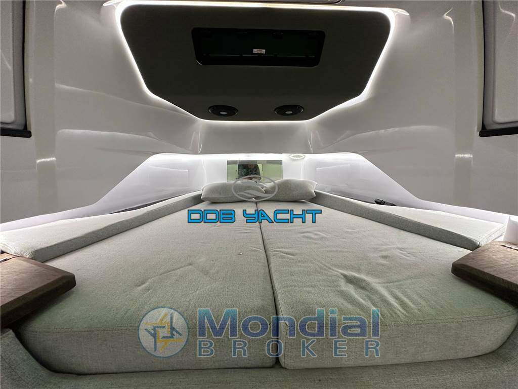 AXOPAR 37 SUN TOP BRABUS