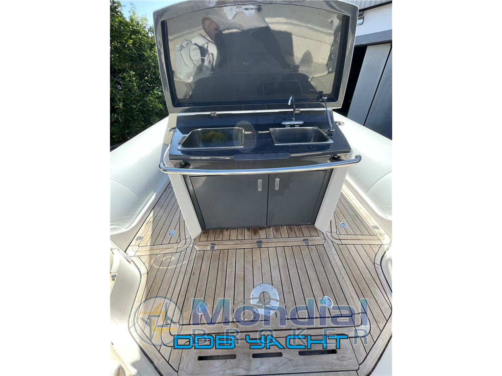 SACS STRIDER 11