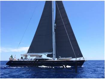 OYSTER YACHTS - 82