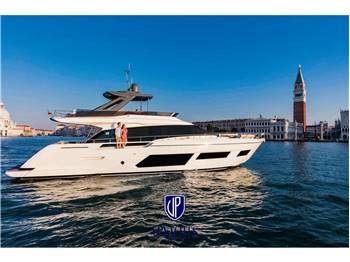 Ferretti Yachts - F670
